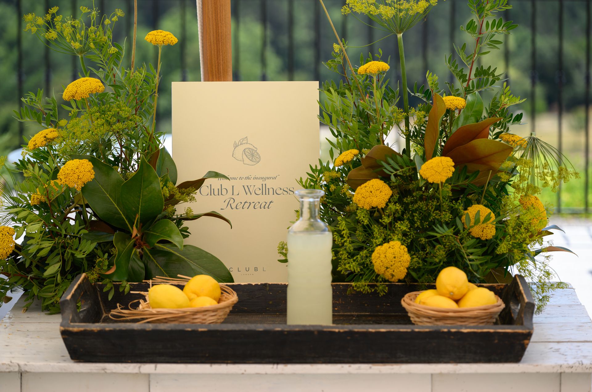 club l london edelweiss art floral